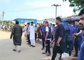 Muradnagar Clash Between Two Groups Turns Violent, Army Deployed