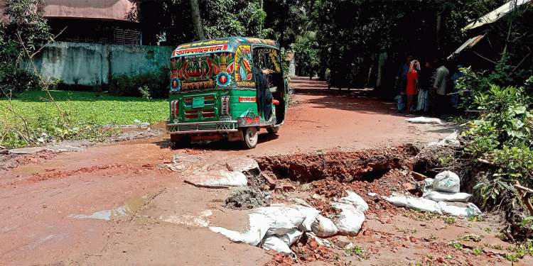 Road Repair Corruption in Comilla: Tk 9 Crore Project Falls Apart, 40 Contractors Penalized