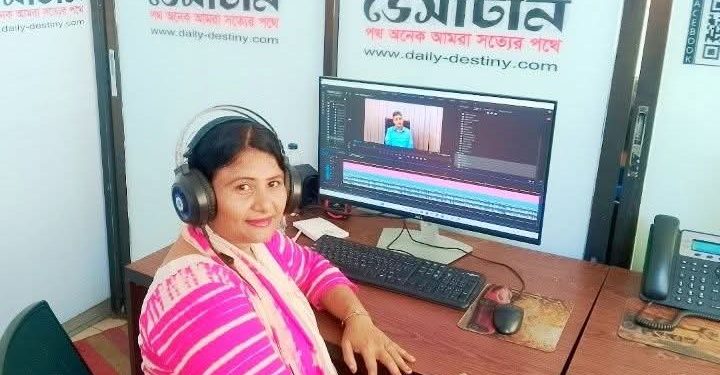 Journalist Afroza Sarker injured in snatching incident, earring forcefully taken away